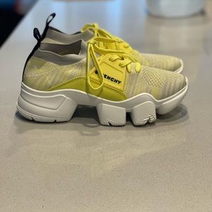 Jaw Sock Sneaker GIVENCHY